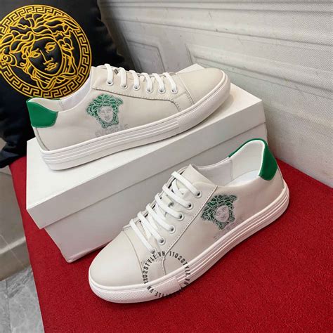 giày versace nam fake